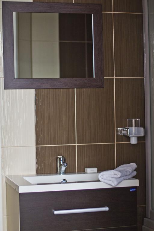 Hotel Oxigen Petroşani Habitación foto