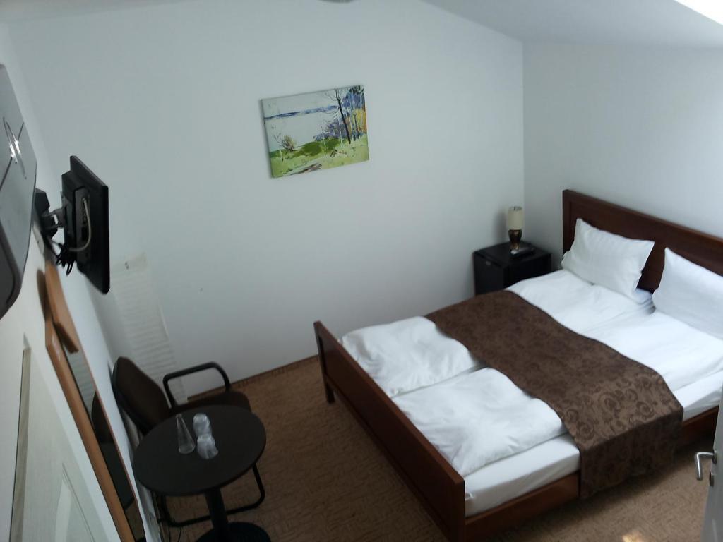 Hotel Oxigen Petroşani Habitación foto